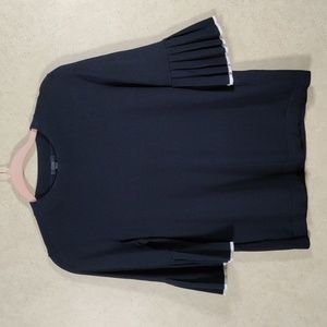 02122 COS indigo blue w/white trim S/S pleated sleeve knit blouse S